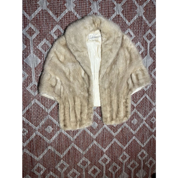 Vintage Mob Wife Smith Bridgmans & Co Flint Michigan Mink Stole